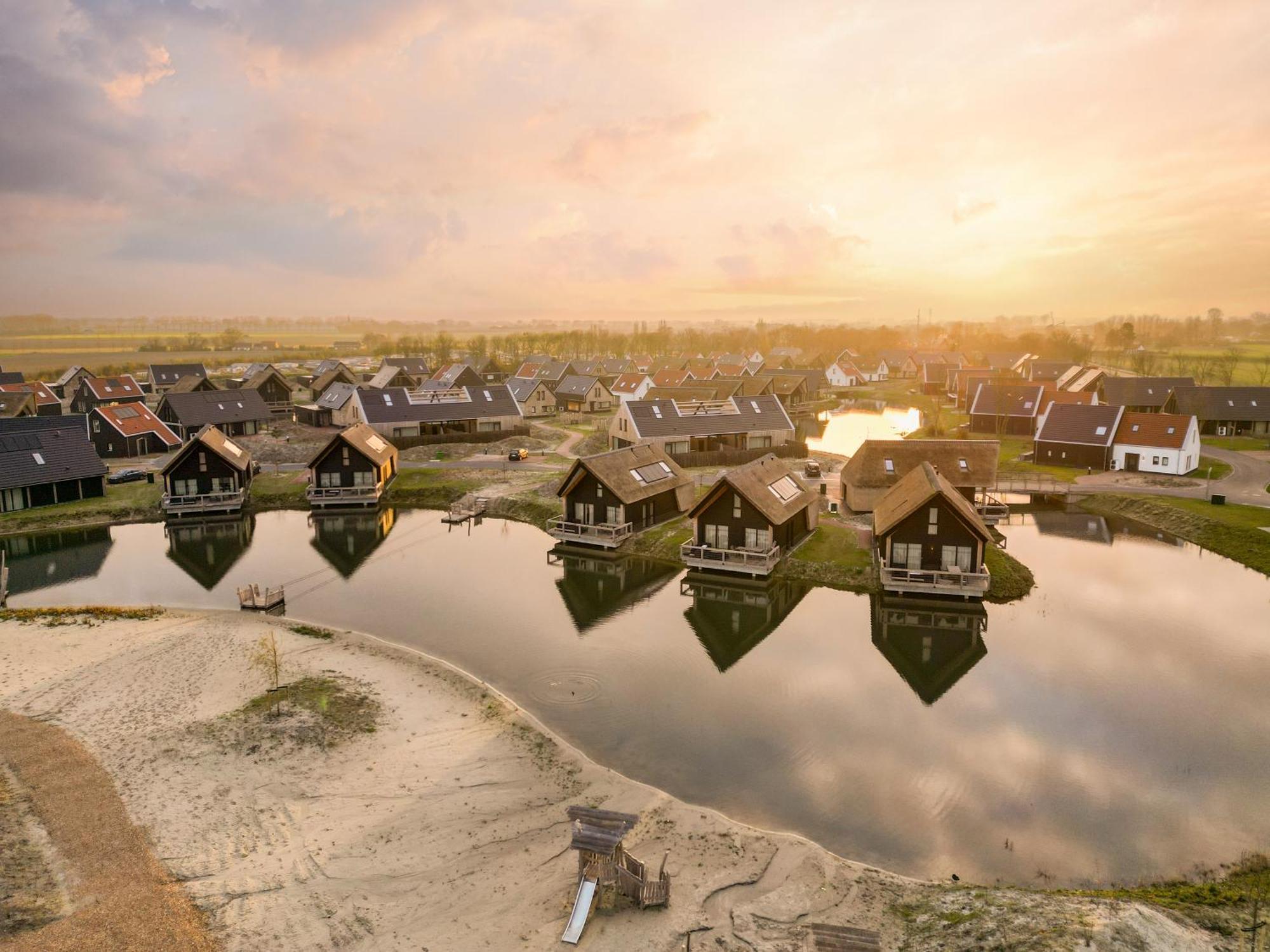 Dormio Resort Nieuwvliet-Bad エクステリア 写真